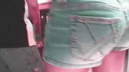 8 Lihat vidio sek terbaru indonesia di bawah pintu
