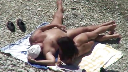 Horny video seks terbaru indonesia MILF Fucks her pussy dengan mainan